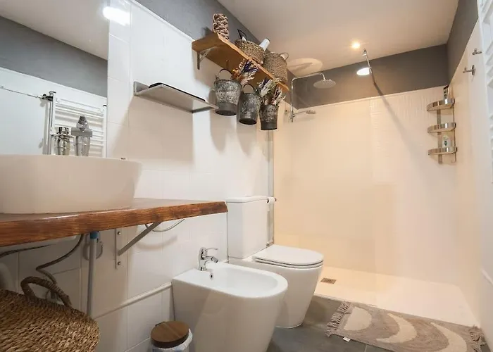 Seahomes Vacations - Centric 100m And Pkg * Tossa de Mar