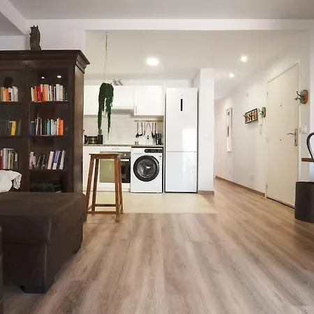 Seahomes Vacations - Centric 100m And Pkg *