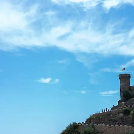 Seahomes Vacations - Centric 100m And Pkg