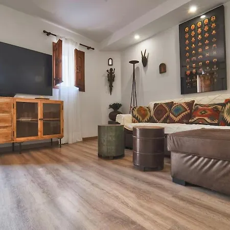 Seahomes Vacations - Centric 100m And Pkg * Tossa de Mar