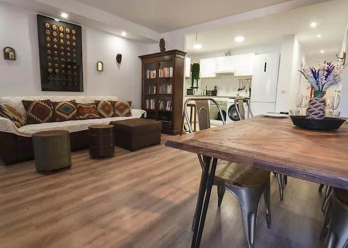 Seahomes Vacations - Centric 100m And Pkg Appartamento