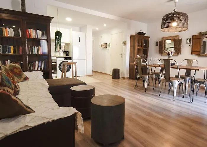 Seahomes Vacations - Centric 100m And Pkg Appartamento Tossa de Mar