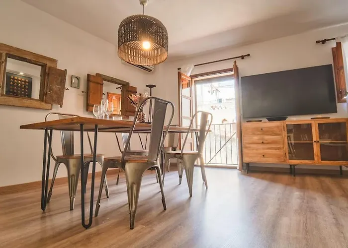 Seahomes Vacations - Centric 100m And Pkg * Tossa de Mar