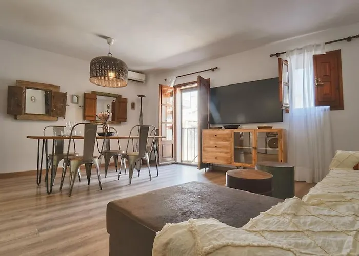 Seahomes Vacations - Centric 100m And Pkg Appartamento